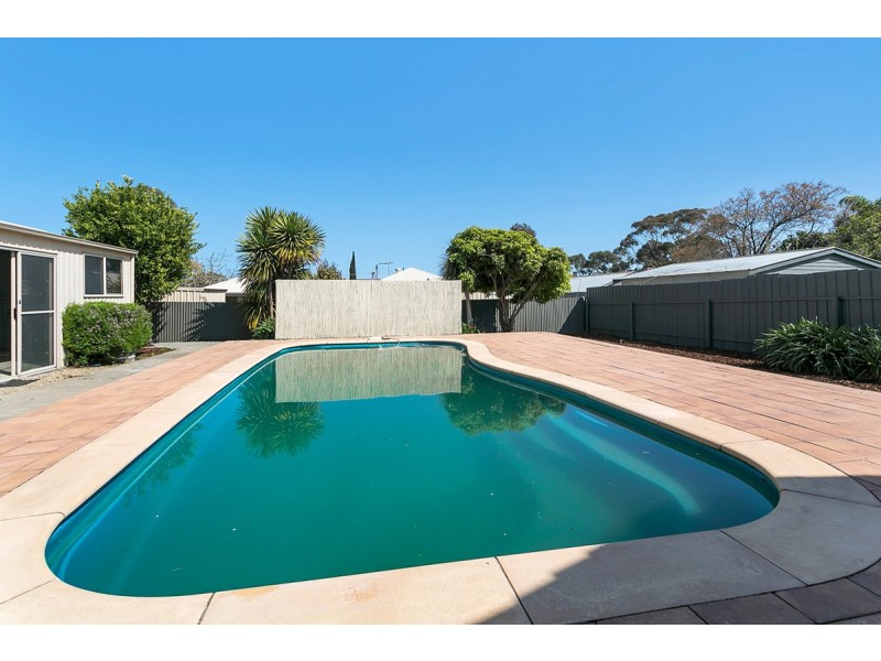 7 Guildford Street, Clearview SA 5085