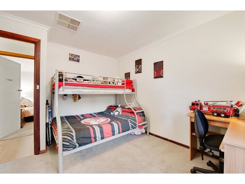 10 Curtin Avenue, St Agnes SA 5097