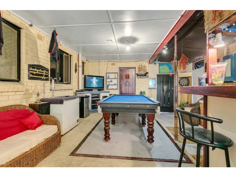 22 Heather Drive, Para Vista SA 5093