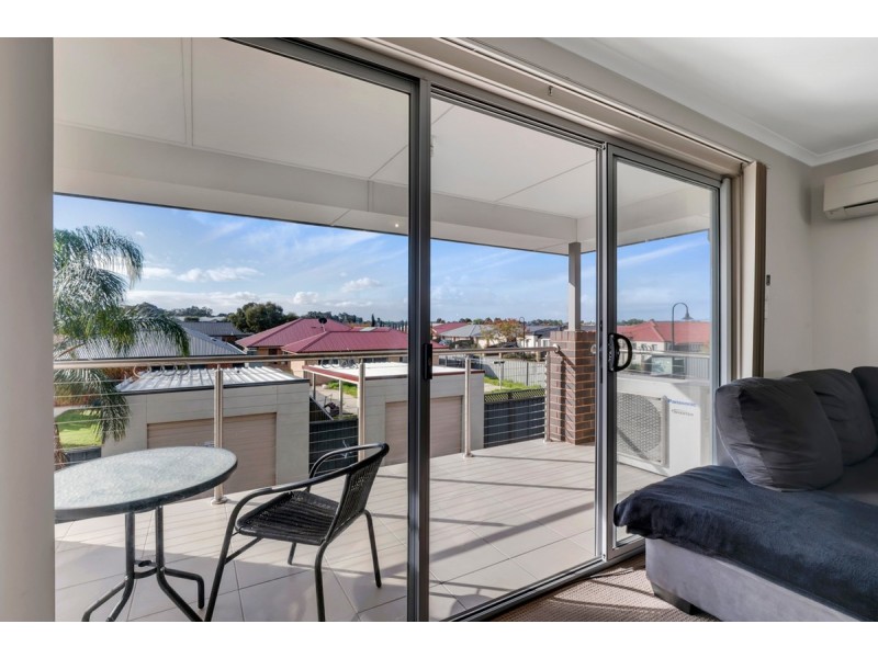 18 Clare Lane, Andrews Farm SA 5114