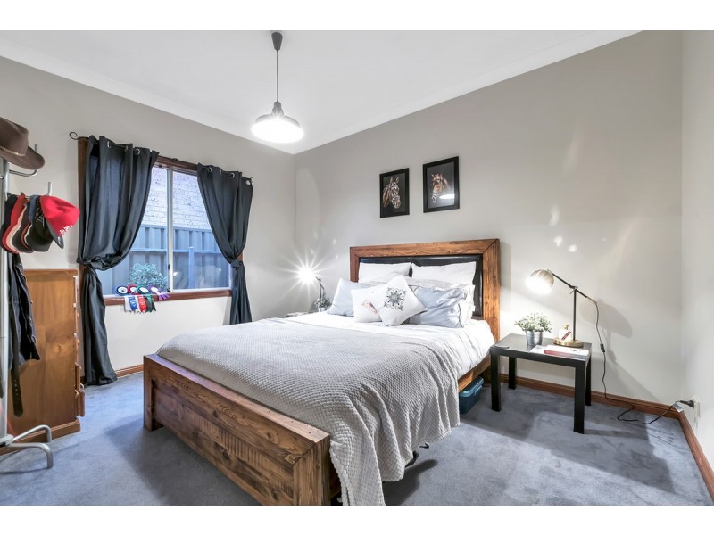 9 Deakin Avenue, Hope Valley SA 5090