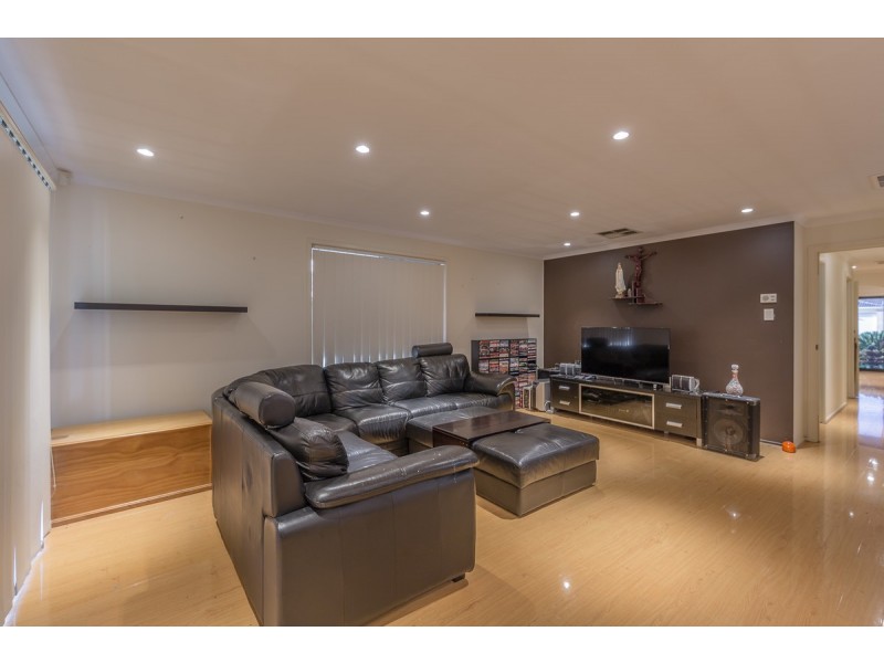 68 RM Williams Drive, Walkley Heights SA 5098