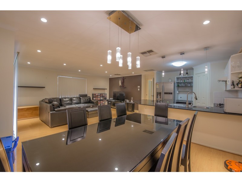 68 RM Williams Drive, Walkley Heights SA 5098