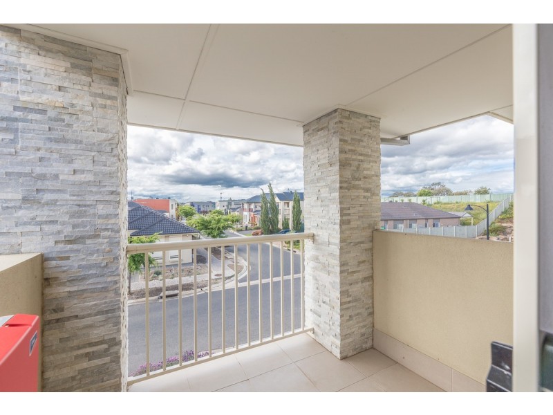 15 MacMillan Avenue, Mawson Lakes SA 5095