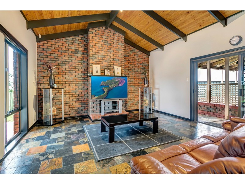 5 Rod Court, Gulfview Heights SA 5096