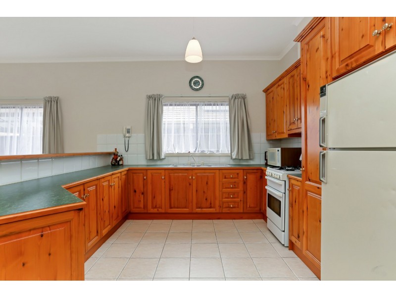 6 Oxburgh Street, Oakden SA 5086