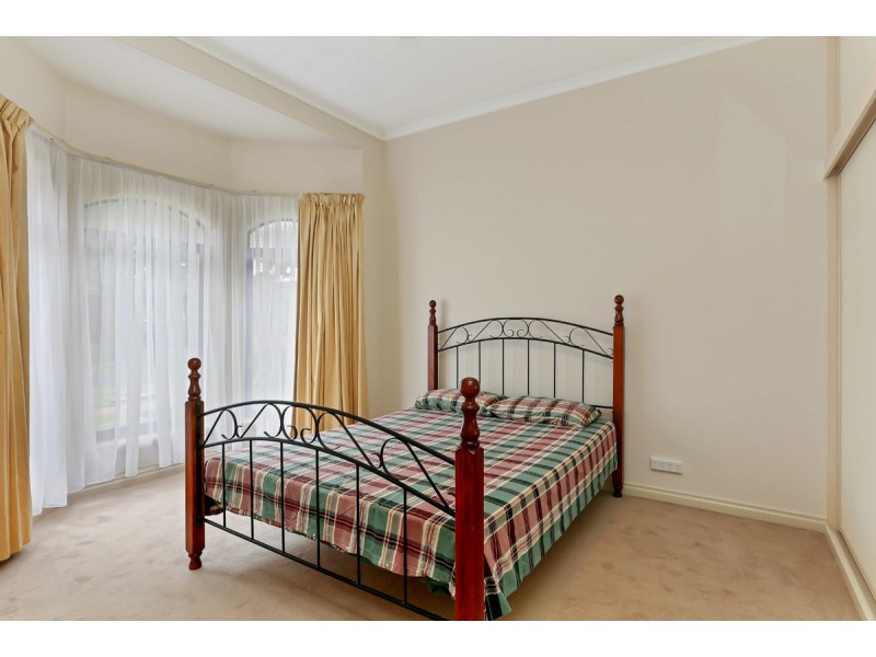 6 Oxburgh Street, Oakden SA 5086