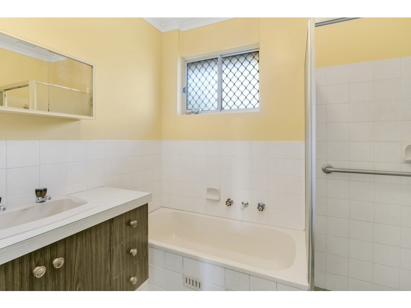 12 Almond Court, Vale Park SA 5081