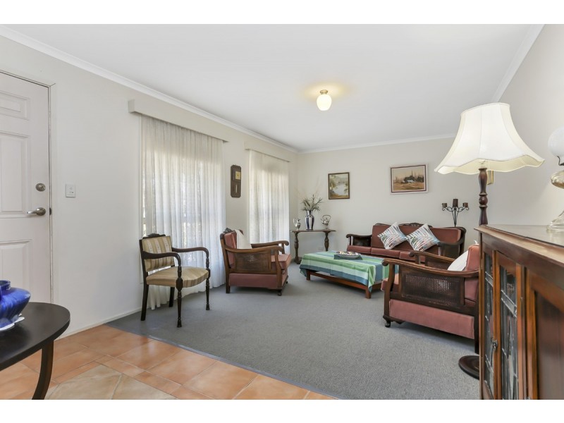 11 Brookdale Close, Gilles Plains SA 5086