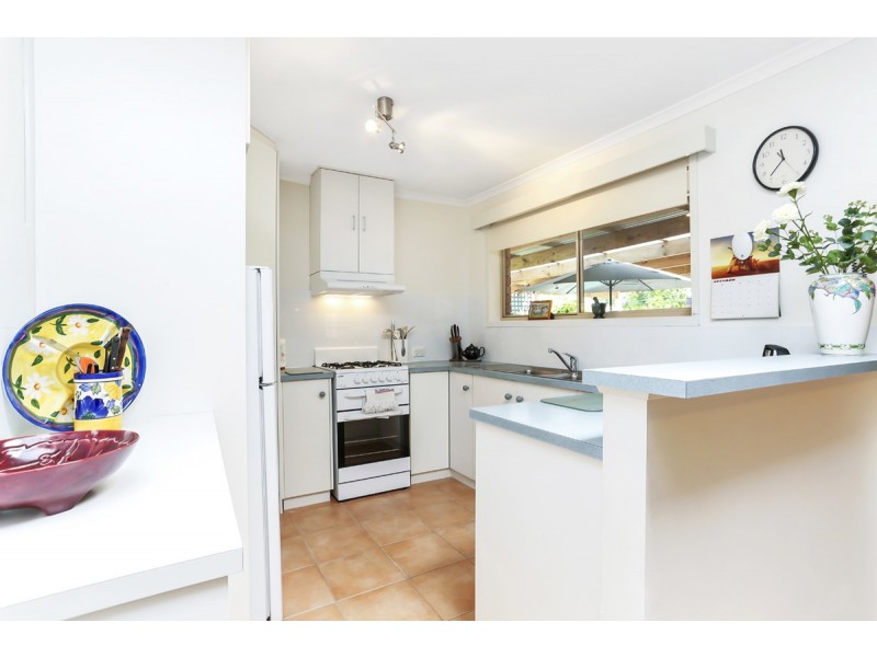 11 Brookdale Close, Gilles Plains SA 5086