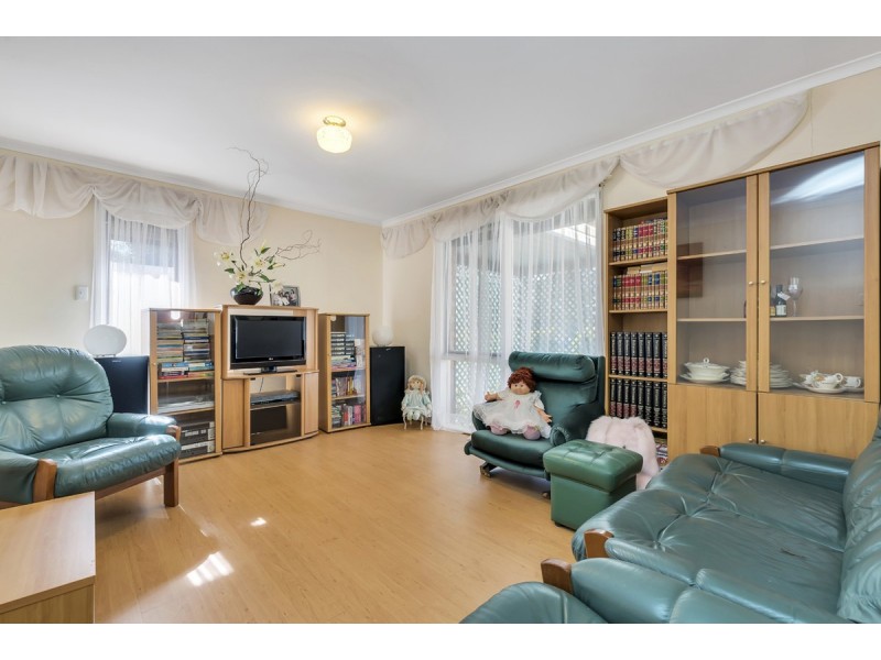 32 Milligan Drive, Para Vista SA 5093