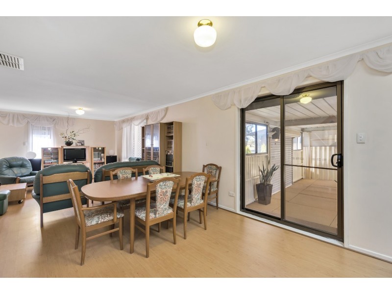 32 Milligan Drive, Para Vista SA 5093