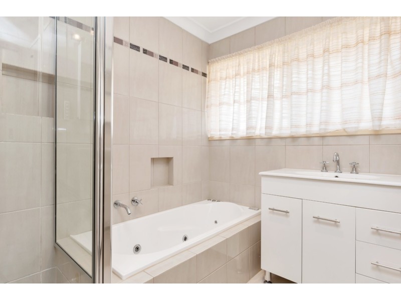 35 Truscott Street, Modbury Heights SA 5092