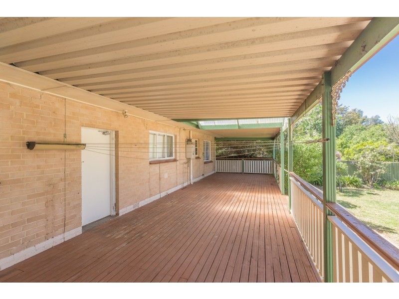 9 Pankala Road, Para Hills SA 5096