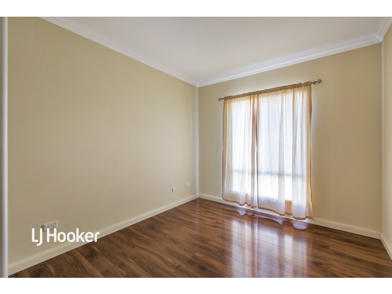 18 Spenfeld Court, Valley View SA 5093