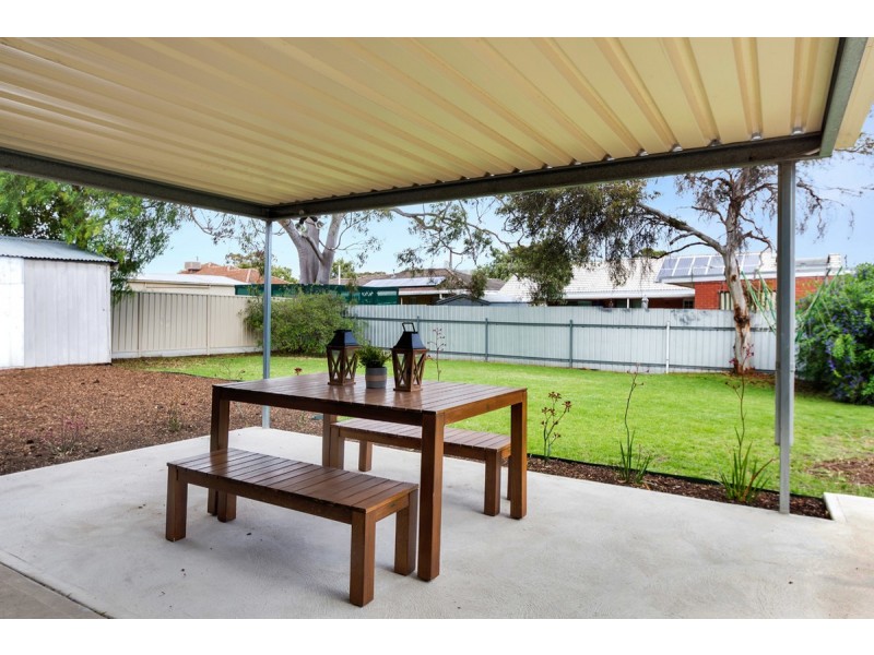 15 Armbuster Street, Hope Valley SA 5090