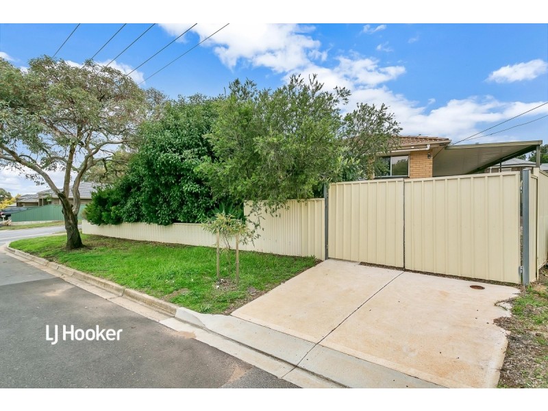 61 Dewer Avenue, Ridgehaven SA 5097