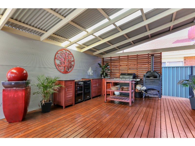 10 Rodeo Street, Walkley Heights SA 5098