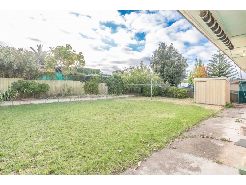 11 Eileen Street, Modbury SA 5092