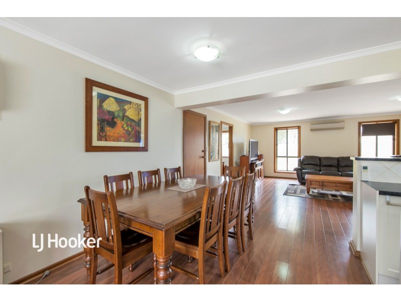 2 Minerva Crescent, Modbury Heights SA 5092