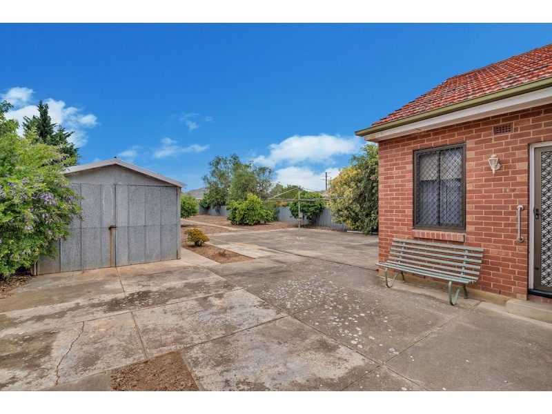 6 Brenthorpe Road, Seaton SA 5023