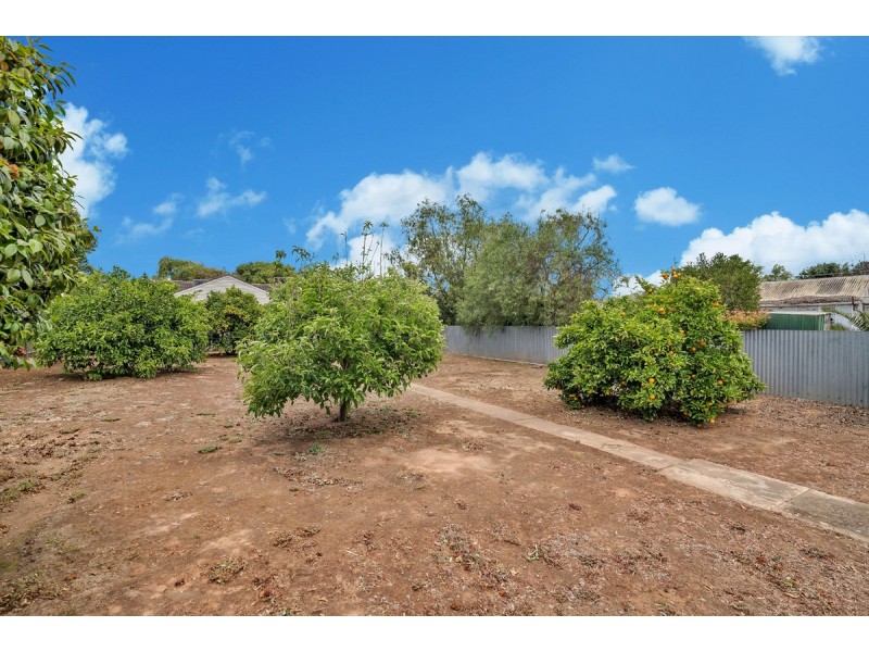 6 Brenthorpe Road, Seaton SA 5023