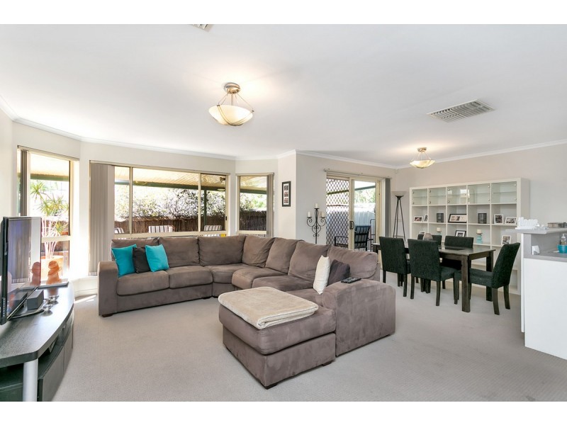 5/32 Debenham Court, Greenwith SA 5125