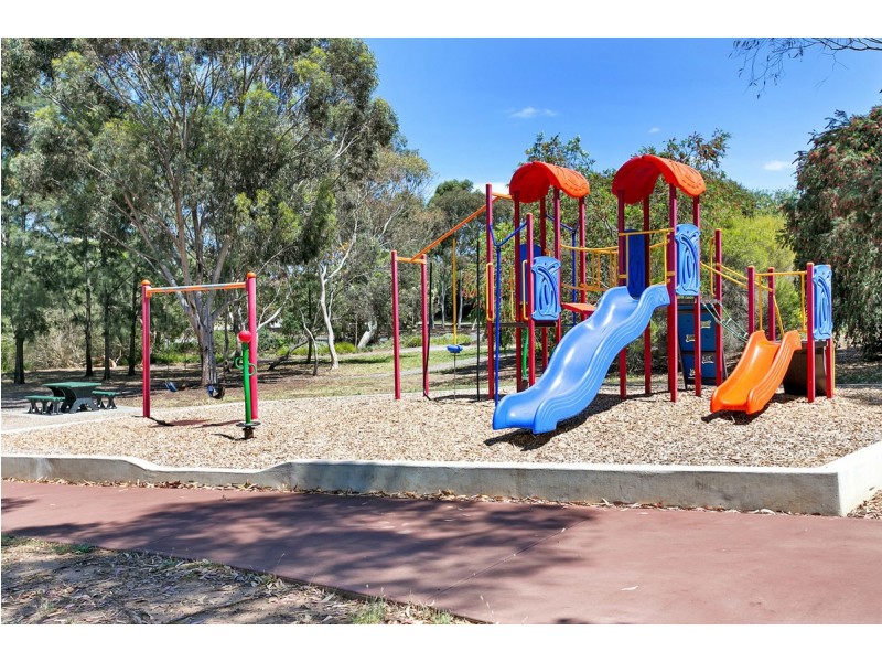 5/32 Debenham Court, Greenwith SA 5125