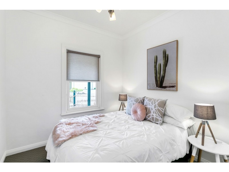 9 Sandpiper Chase, Mawson Lakes SA 5095