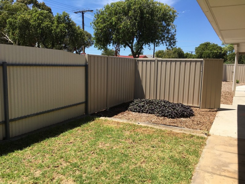 8 Selkirk Avenue, Clearview SA 5085