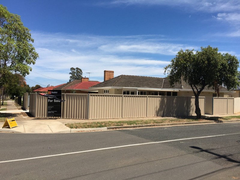 8 Selkirk Avenue, Clearview SA 5085