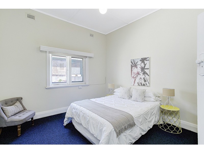 18 Stuart Road, Prospect SA 5082