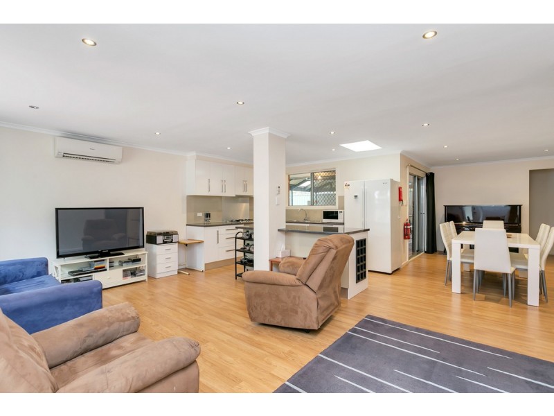 2/13 Gum Tree Drive, Hope Valley SA 5090