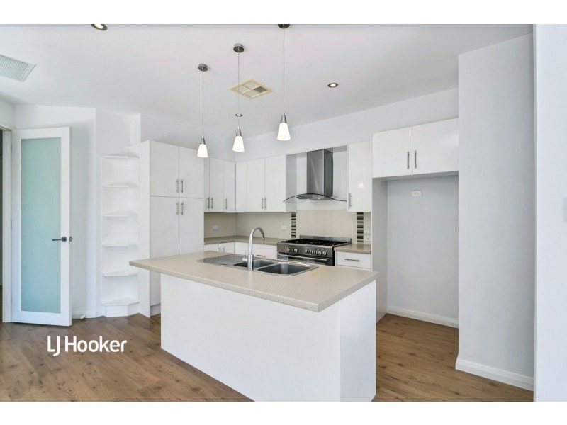 72 The Strand, Mawson Lakes SA 5095