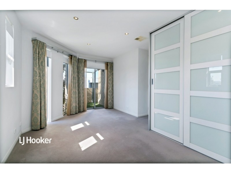 72 The Strand, Mawson Lakes SA 5095