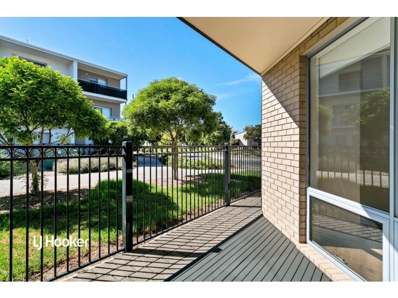 72 The Strand, Mawson Lakes SA 5095