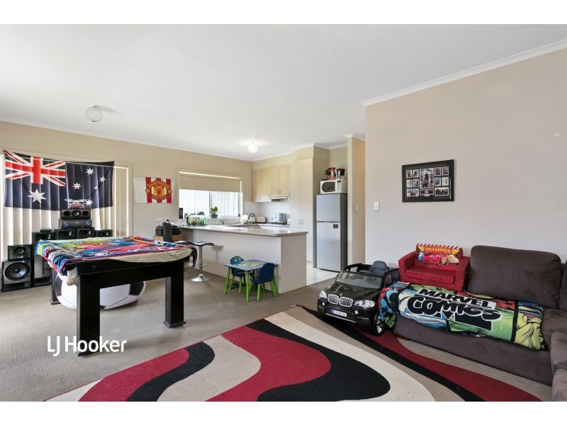 12 Albert Court, Andrews Farm SA 5114