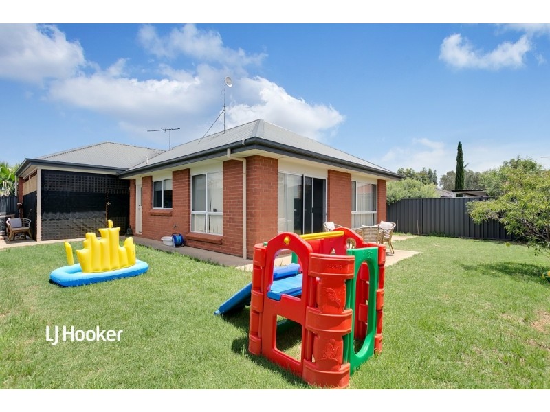 12 Albert Court, Andrews Farm SA 5114
