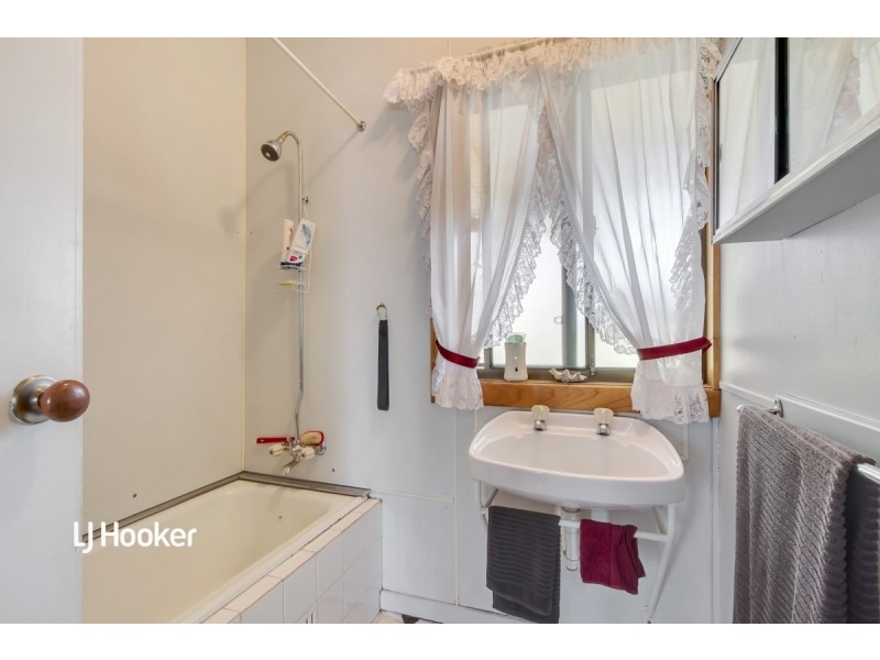 12 Harman Street, Hillcrest SA 5086