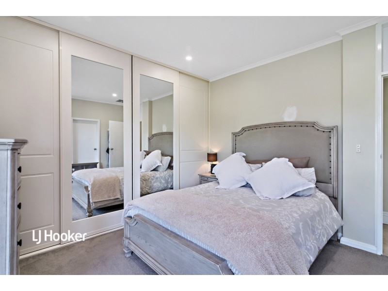 29 Flinders Drive, Valley View SA 5093