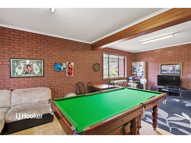 29 Flinders Drive, Valley View SA 5093