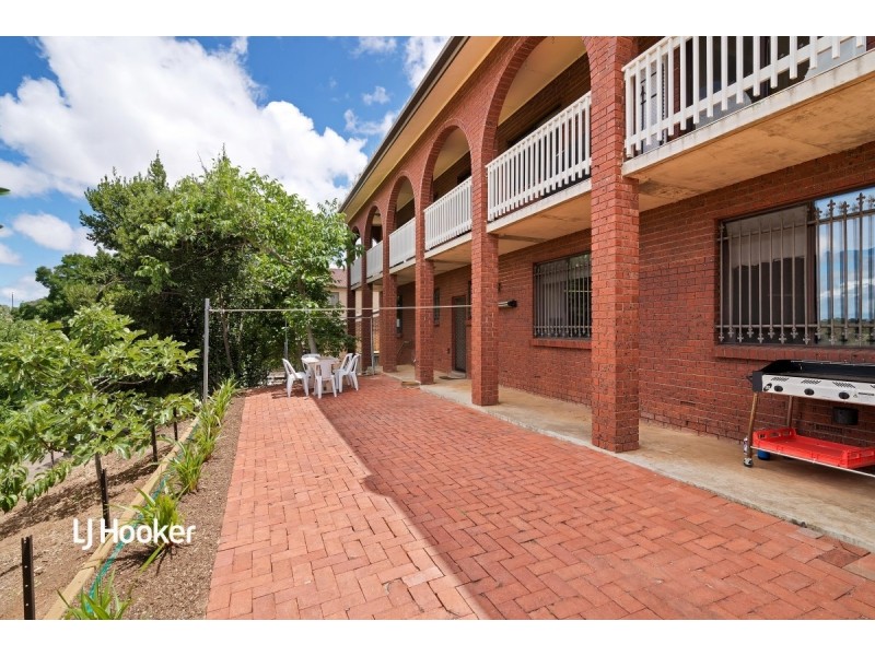 29 Flinders Drive, Valley View SA 5093