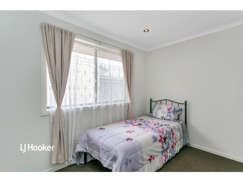 8 Semillon Crescent, Andrews Farm SA 5114
