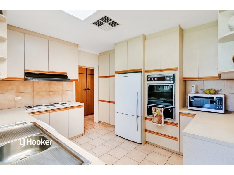 83 Whiting Road, St Agnes SA 5097