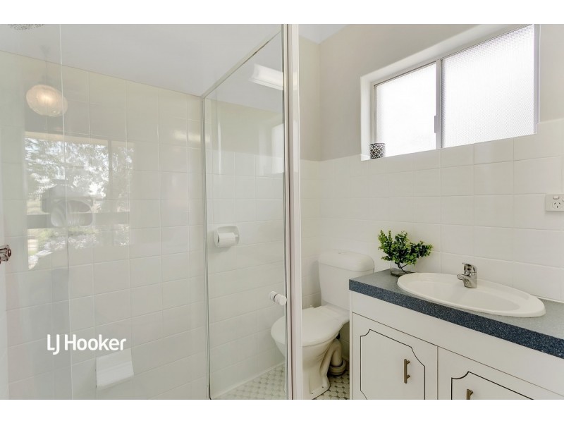 83 Whiting Road, St Agnes SA 5097