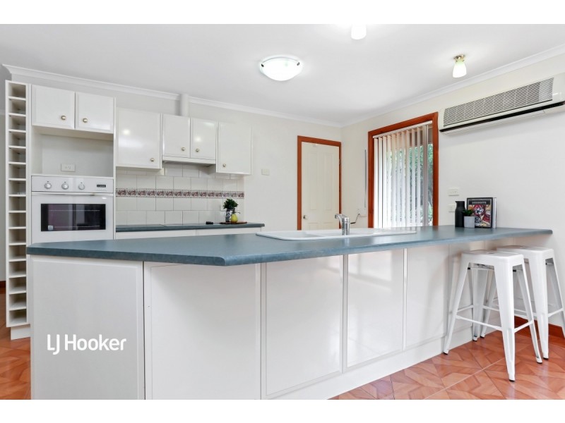 17 Baynes Court, Greenwith SA 5125