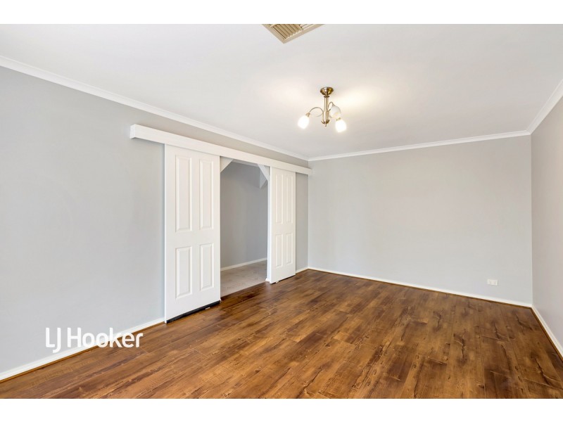 60 Lord Howe Avenue, Oakden SA 5086