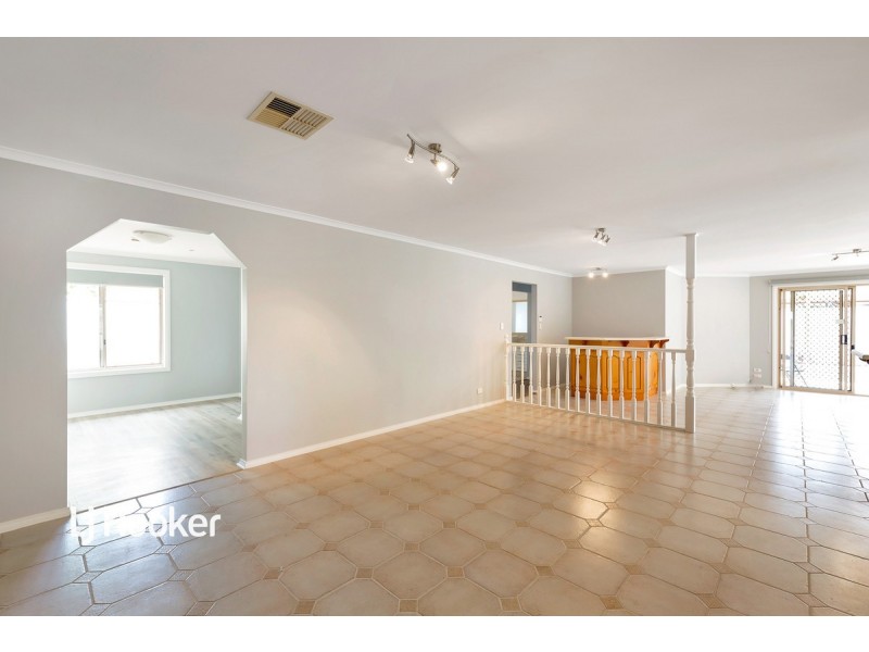 60 Lord Howe Avenue, Oakden SA 5086