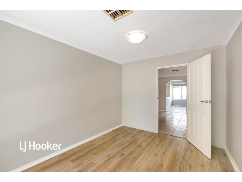 60 Lord Howe Avenue, Oakden SA 5086