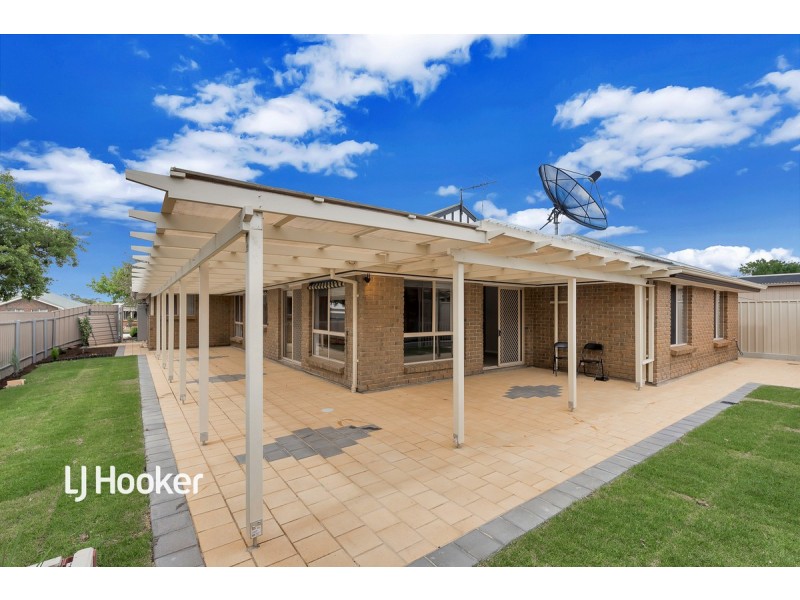 60 Lord Howe Avenue, Oakden SA 5086